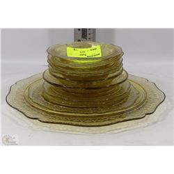 LOT OF DEPRESSION GLASS - PLATES, SAUCERS, BOWLS