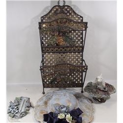 FLAT WITH METAL FOLD DOWN MAIL HOLDER+CERAMIC