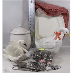 FLAT WITH OVAL SERVING PLATE+CANISTER+SWAN COOKIE