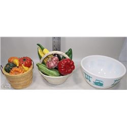 LOT OF CERAMIC+PORCELAIN BASKETS OF FRUIT, MEDIUM