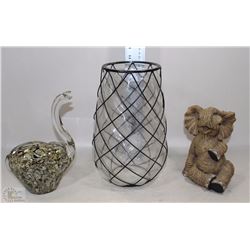 BOX WITH METAL+GLASS VASE WITH UNIQUE CRYSTAL