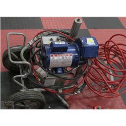 GRACO EM 390 SPRAYER WITH GUN AND HOSE 313 TIP