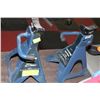 Image 1 : CERTIFIED 2 TON JACK STANDS
