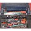 Image 1 : INTERNATIONAL TOOL BOX FULL OF CONTENTS INCL.