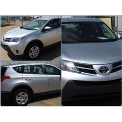 FEATURE ITEM: 2014 TOYOTA RAV4 LE LOT 410