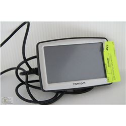 TOM TOM XL GPS WITH CHARGER