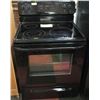 Image 1 : FRIGIDAIRE 30" BLACK STOVE WITH 4 BURNER CERAMIC