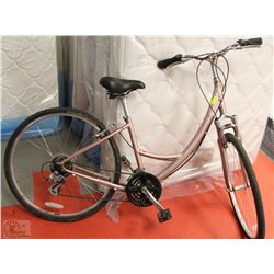 GLOBE CARMEL SR-SUNTOUR 7- SPEED WOMANS BIKE