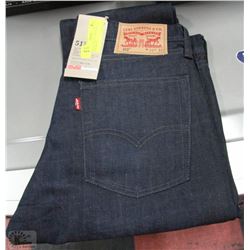 MEN'S LEVIS 513 - 31X32 SLIM STRAIGHT FIT