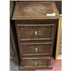 Image 1 : CARVED ORNATE VINTAGE 3 DRAWER WOODEN CABINET