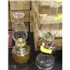 Image 1 : 2 VINTAGE AMBER OIL LAMPS