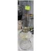 Image 1 : VINTAGE GLASS OIL LANTERN