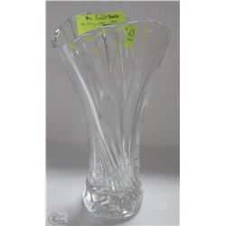 RIBBED CRYSTAL VASE