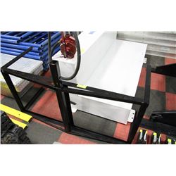 HITCH MOUNT - BUMPER BOX