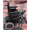 Image 3 : INVACARE NUTRON R51 POWER WHEELCHAIR COMPLETE