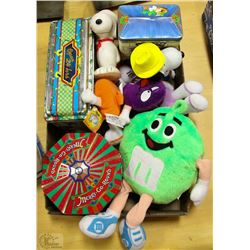 FLAT OF M&M COLLECTIBLES ON CHOICE
