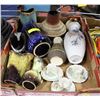 Image 1 : FLAT OF VASES, CUP SAUCERS ETC