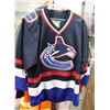 Image 1 : CCM SMALL ADULT VANCOUVER CANUCK JERSEY