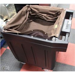 DELUXE HIGHSMITH CO INC.  GARDEN CART ON WHEELS