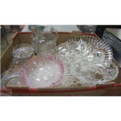 FLAT OF ESTATE GLASSWARE