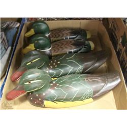 FLAT OF 4 SMALL HAND PAINTED DUCKS