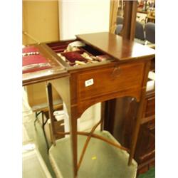 Good quality mahogany inlaid sewing box wi…