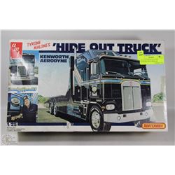 VINTAGE TYRONE MALONES KENWORTH MATCHBOX KIT