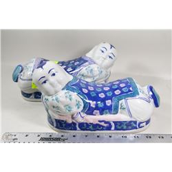 PAIR OF ASIAN PILLOWS