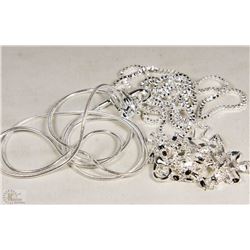 LOT OF THREE ASSORTED STYLE CHAIN NECKLACES
