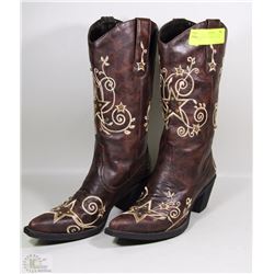 ROPER SIZE 7 WOMENS COWBOY BOOTS