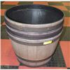 Image 1 : LARGE BARREL STYLE PLANTER X3