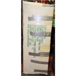 7' CHRISTMAS TREE IN BOX