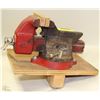 Image 1 : RED VINTAGE 4-1/2" ANVIL VICE