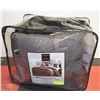 Image 2 : NEW 5 PIECE QUEEN COMFORTER SET