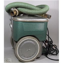 VINTAGE LEWPT VACUUM CLEANER 1960'S MODEL