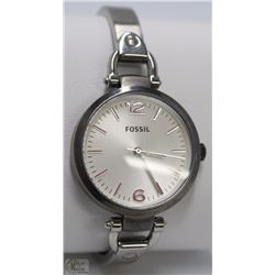 BRAND NEW FOSSIL WOMEN WATCH