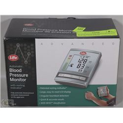 BLOOD PRESSURE MONITOR BRAND NEW RETAILS $100.00