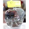 Image 1 : GLASS APPLE PAPERWEIGHT