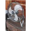 Image 1 : COMFORT ZONE FLOOR FAN