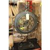 Image 1 : METAL CLOCK WITH STAND