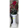 Image 1 : ARTIFICIAL FLOWER ARRANGEMENT ON WHITE PORCELAIN