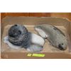 Image 1 : PAIR OF SANDICAST SCULPTURES INCL SEAL WITH BABY &