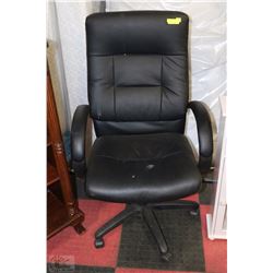 LEATHERETTE OFFICE CHAIR