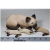 Image 1 : COLLECTION OF SIAMESE CATS INCLUDING SANDICAST