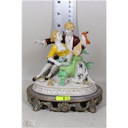 ESTATE PORCELAIN FIGURINE