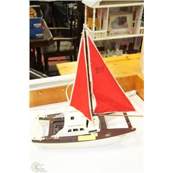 VINTAGE MISS WAIKIKI ELDON SAIL BOAT