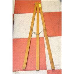 ART EASEL