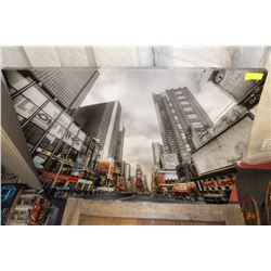 CANVAS THE LION KING TOWER PICTURE - 45" X 33"