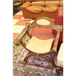 ROMAN STYLE CHAIR