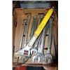 Image 1 : FLAT OF LARGE SAE & METRIC WRENCHES &